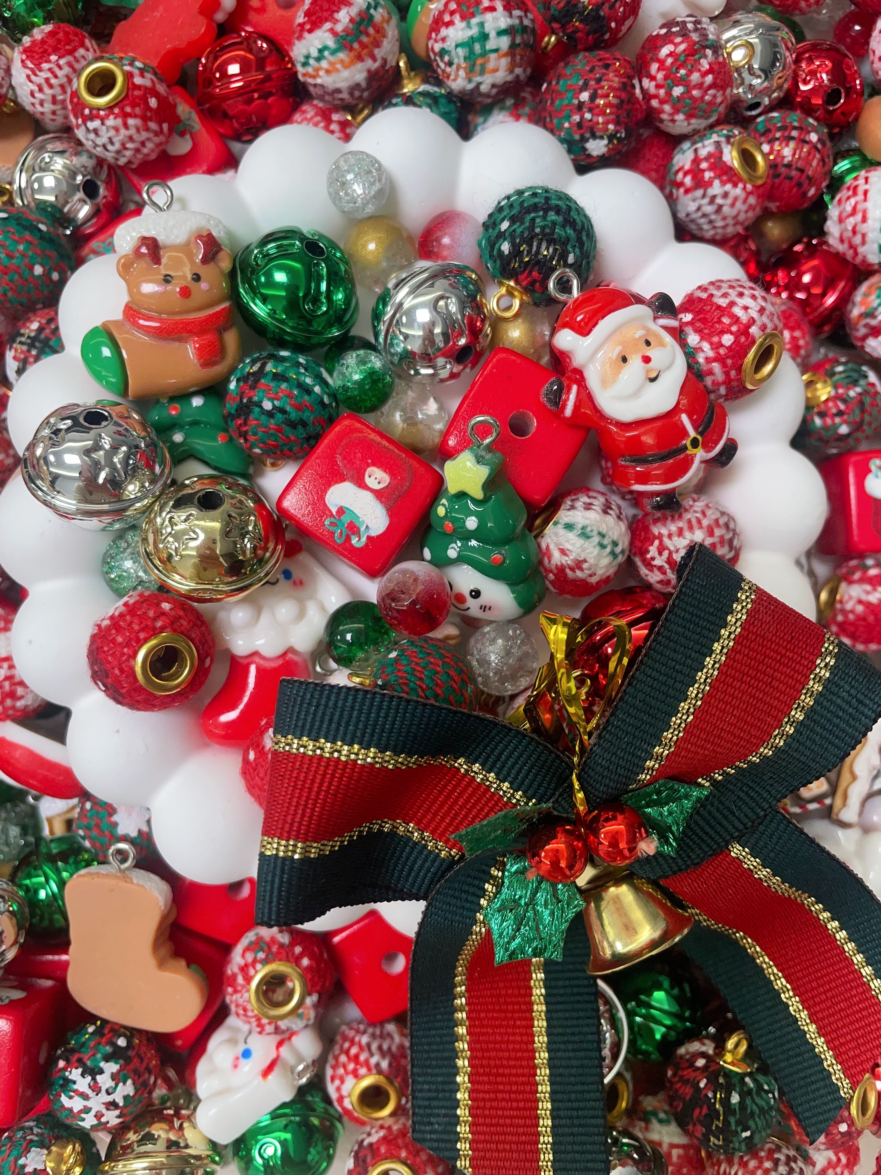 【NEW】【Car Hanger/Key Chain/ Pen】Live Product-Jingle Bell Mix